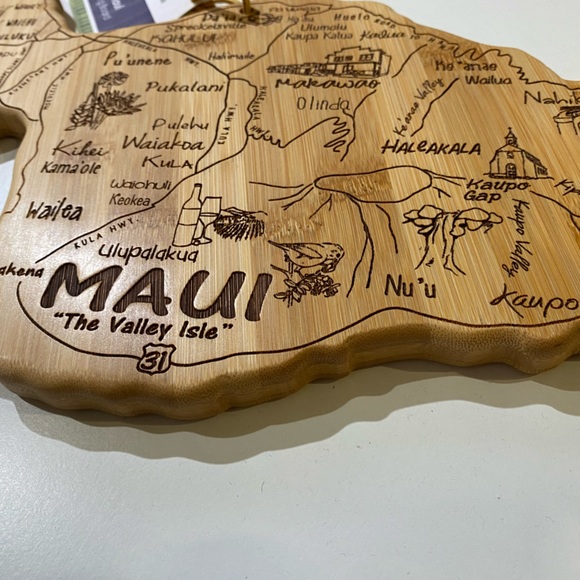 Beautiful Maui Cheeseboard/Serving Board - Picture 10 of 14